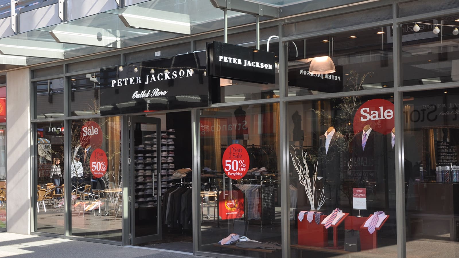 retail-peter-jackson